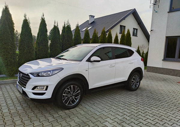 Hyundai Tucson cena 88900 przebieg: 49500, rok produkcji 2019 z Czarne małe 67
